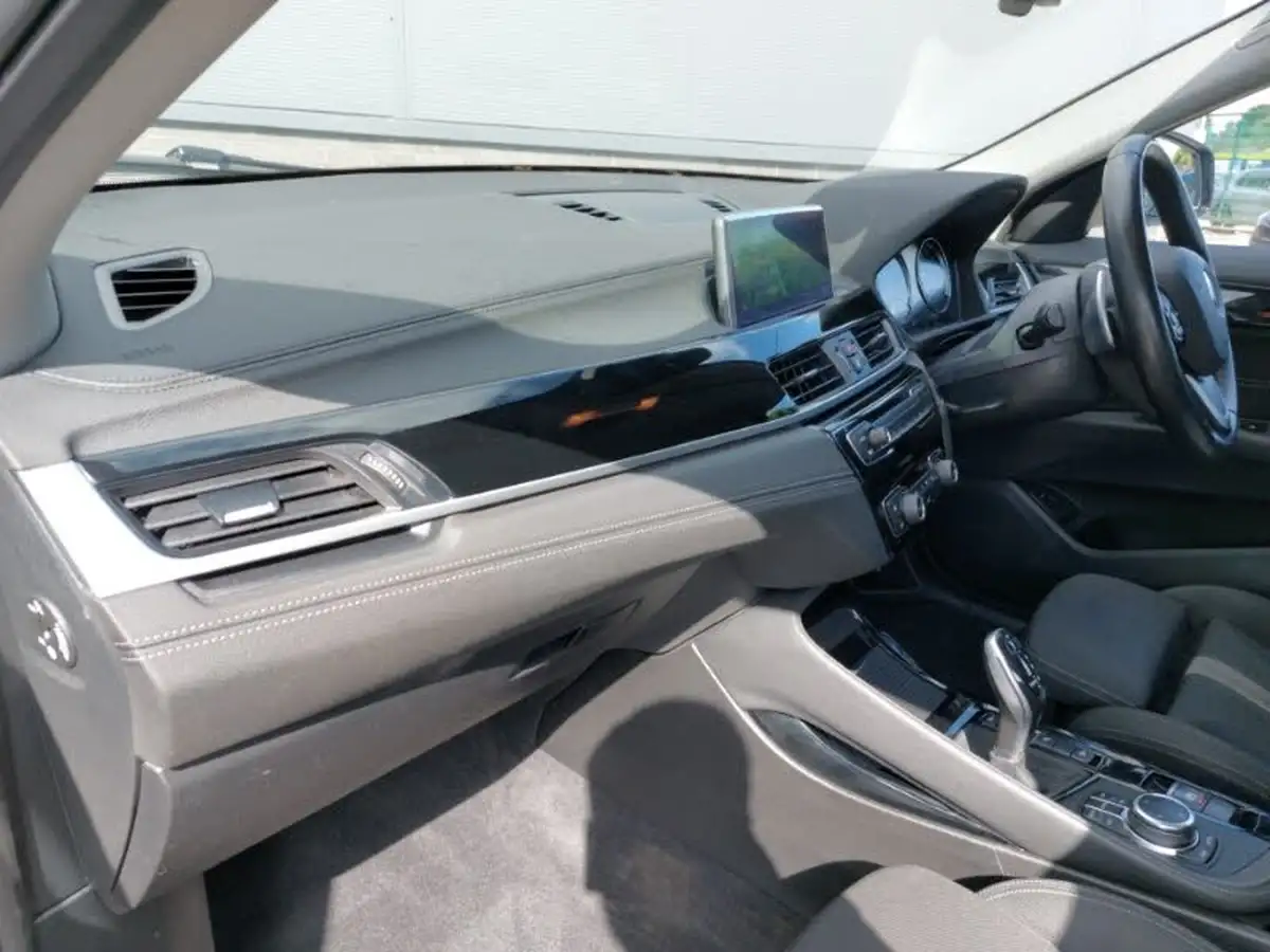 2021-bmw-x2-20-xdrive20i-sport-big-4
