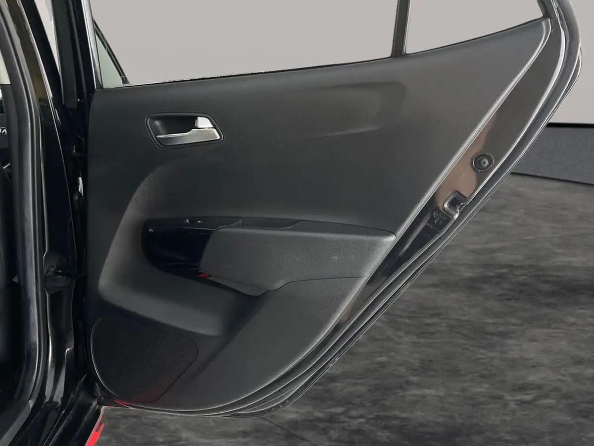 2020-kia-picanto-125-gt-line-s-big-36
