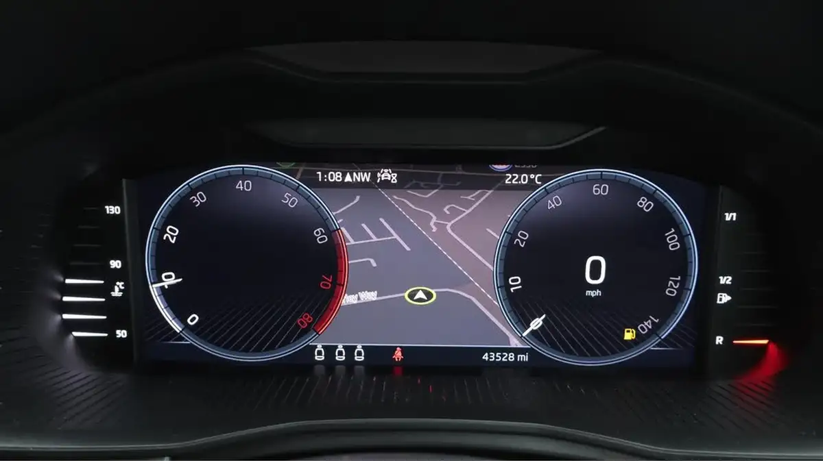 2022-skoda-kamiq-10-tsi-se-l-big-10