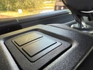 2019-land-rover-discovery-30-sd6-commercial-hse-small-27