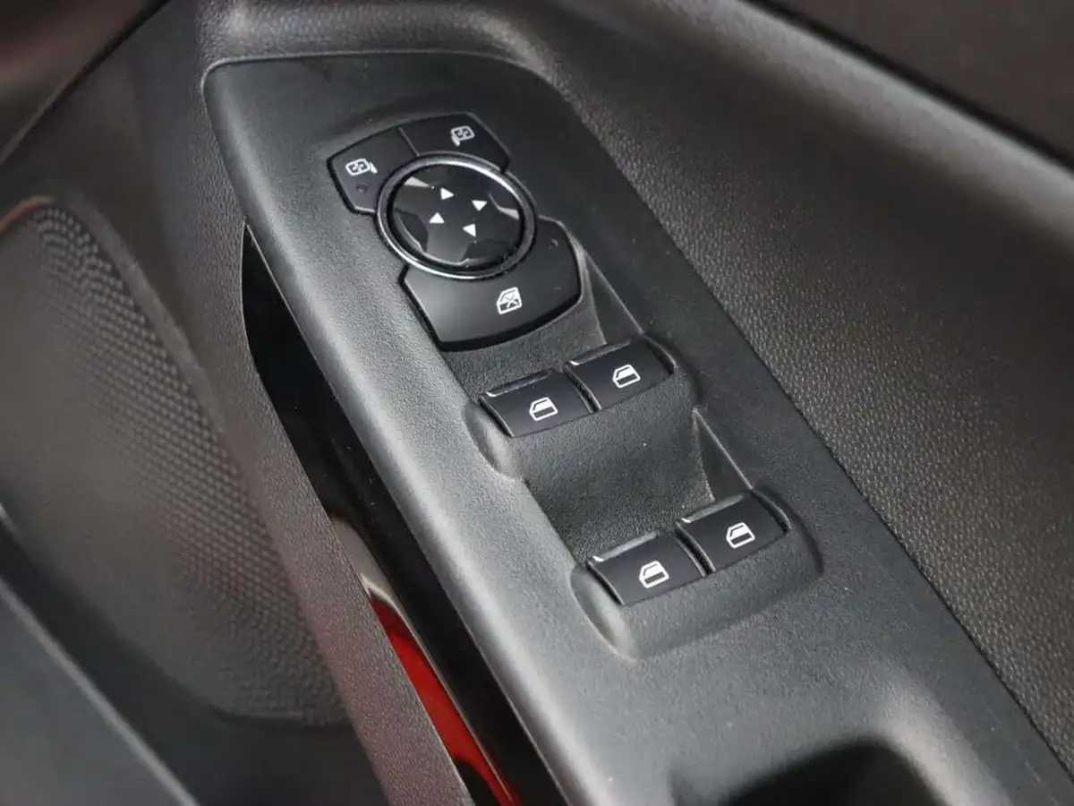 2020-ford-ecosport-10t-st-line-125ps-big-27