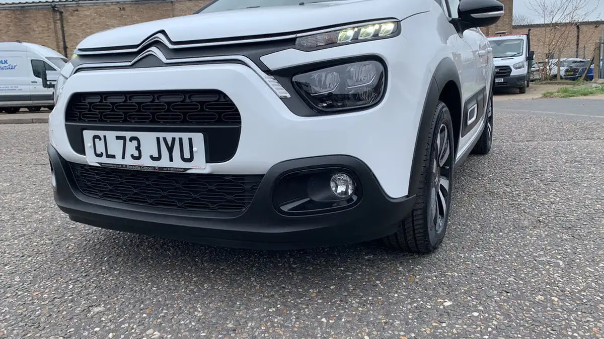 2024-citroen-c3-12-puretech-plus-83ps-big-54