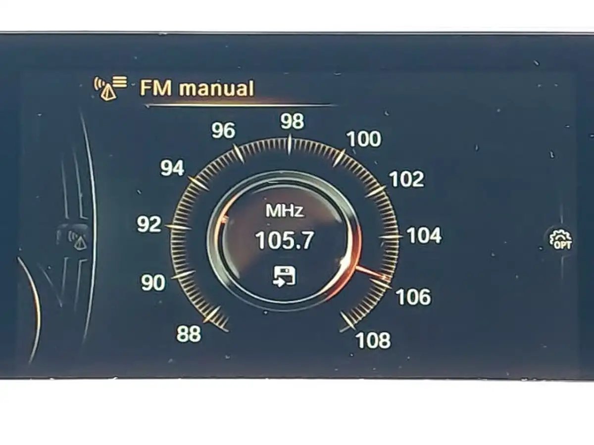 2017-bmw-3-series-20td-320d-ed-plus-saloon-4d-big-9