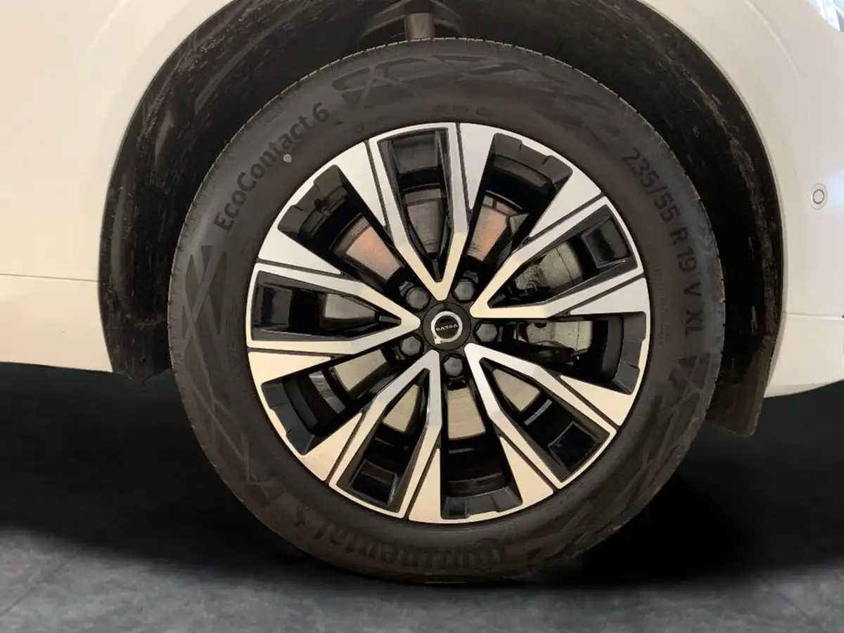 2024-volvo-xc60-20-b5-plus-big-30