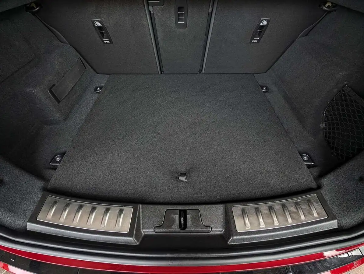 2022-land-rover-range-rover-evoque-15-p300e-r-dynamic-se-big-44