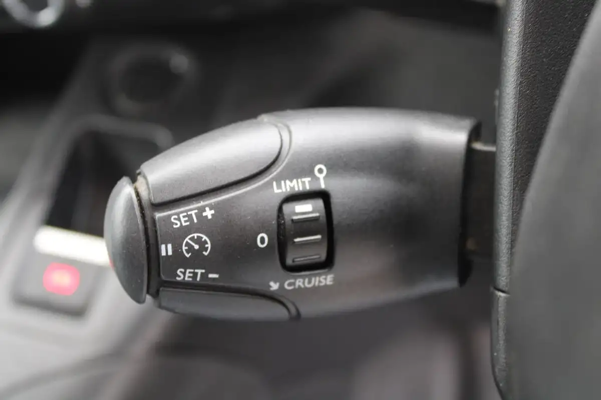 2018-citroen-berlingo-16bluehdi-650-enterprise-big-29