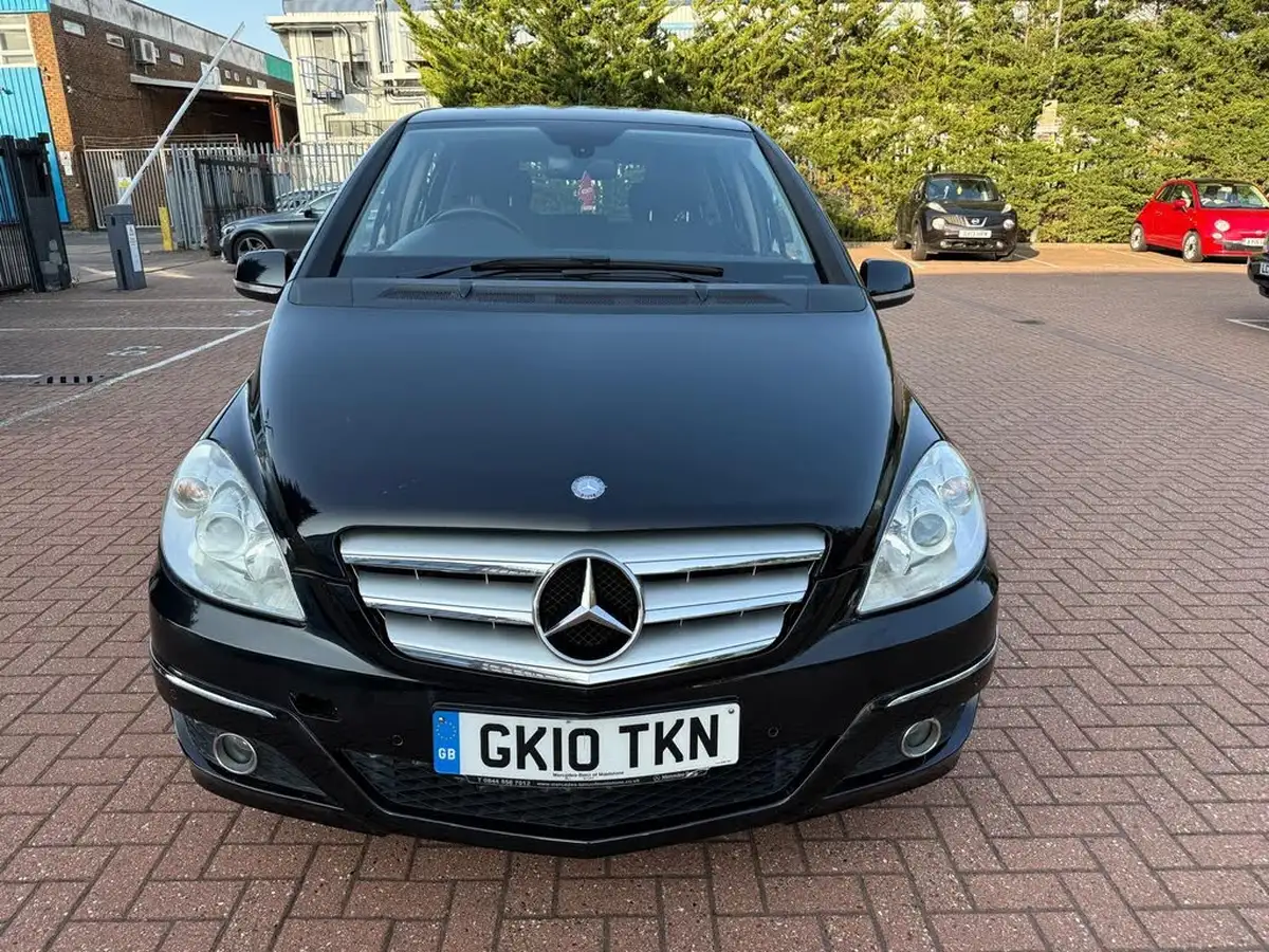 2010-mercedes-benz-b-class-15-b160-se-cvt-big-2