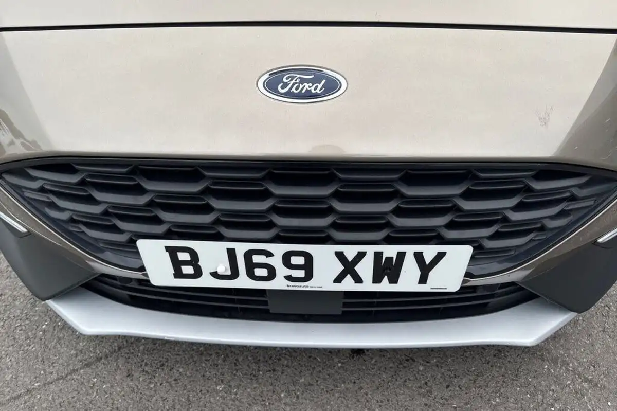 2019-ford-focus-15-active-x-hatchback-auto-big-38