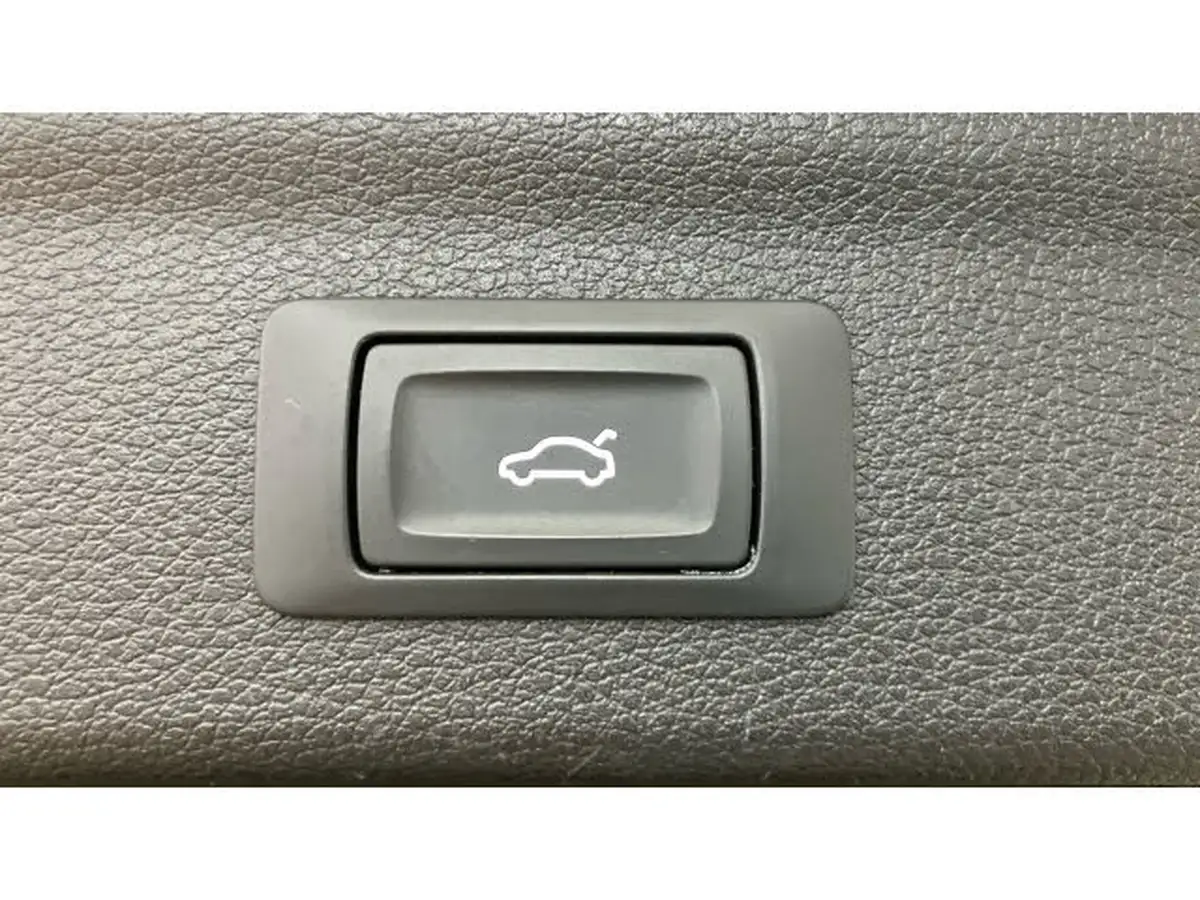 2022-audi-q3-20-35-tdi-s-line-station-wagon-tronic-big-38