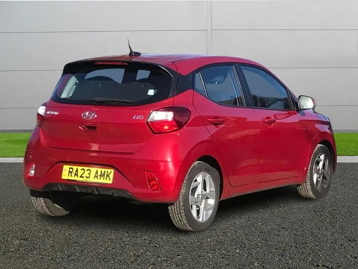 2023-hyundai-i10-12-se-connect-auto-big-6