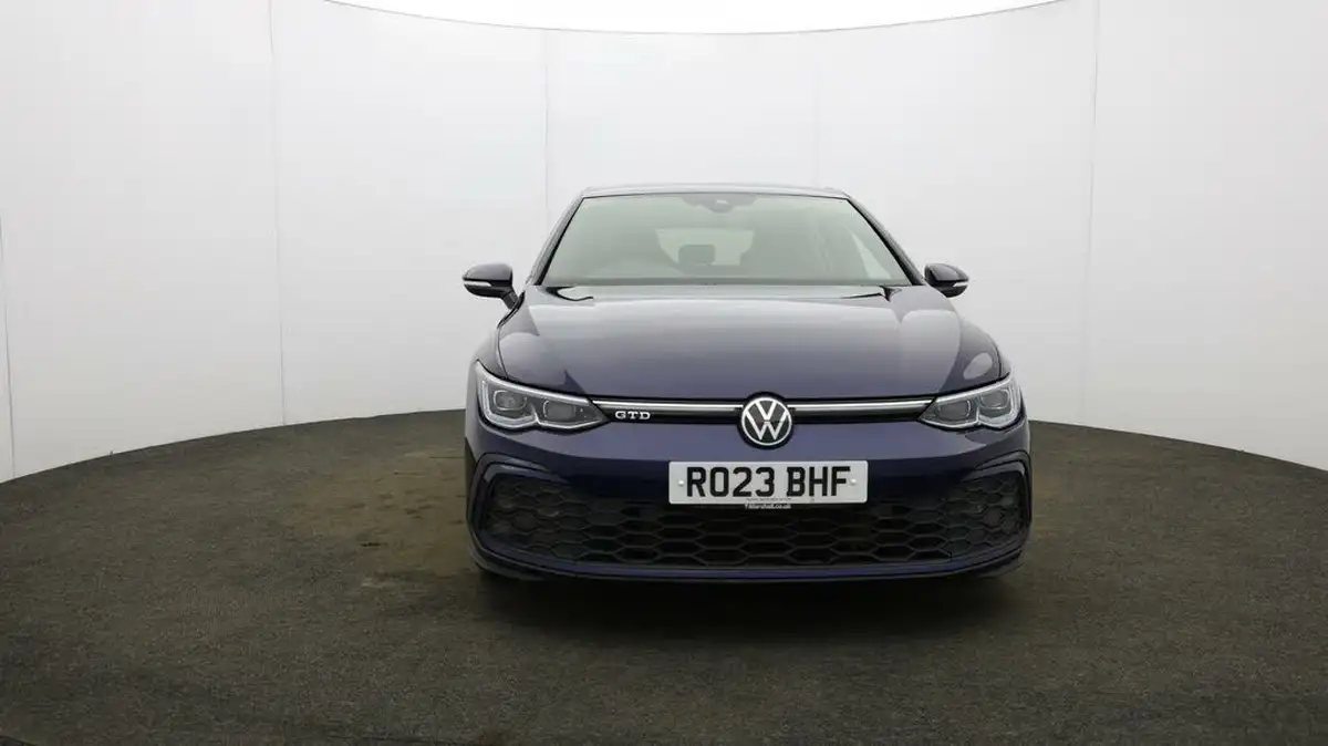 2023-volkswagen-golf-20tdi-gtd-big-1