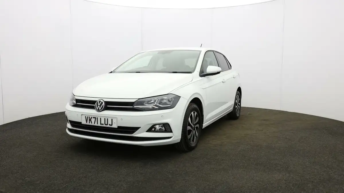 2021-volkswagen-polo-10-tsi-active-big-30