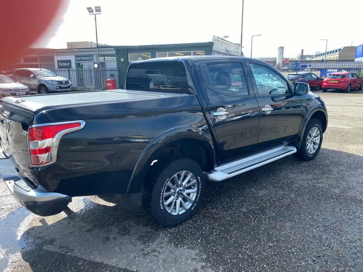 2017-mitsubishi-l200-24di-d-barbarian-178bhp-eu6-big-6