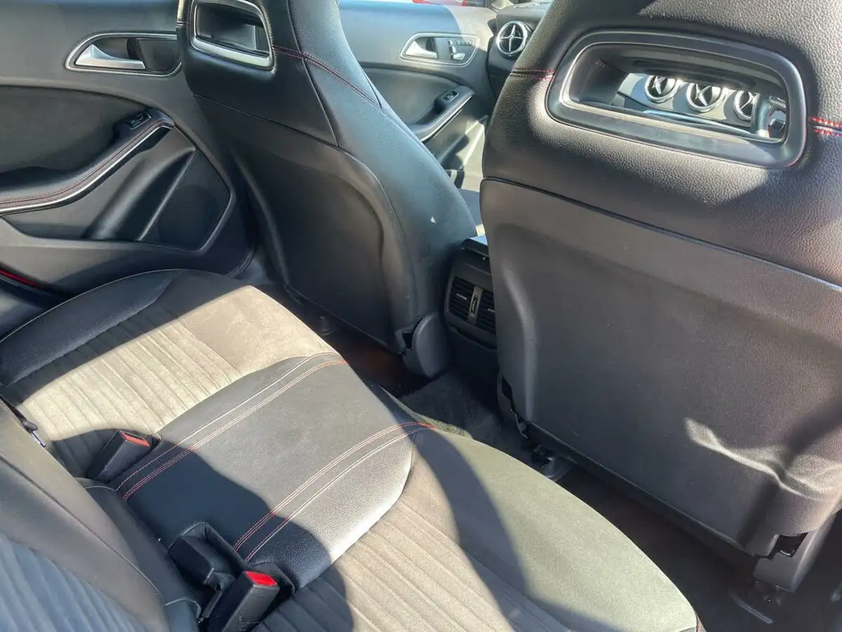 2020-mercedes-benz-gla-class-16-gla-200-amg-line-edition-plus-7g-dct-big-19