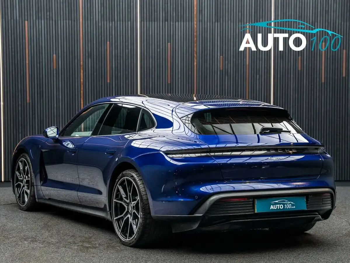 2022-porsche-taycan-e-sport-turismo-476ps-performance-battery-plus-big-2