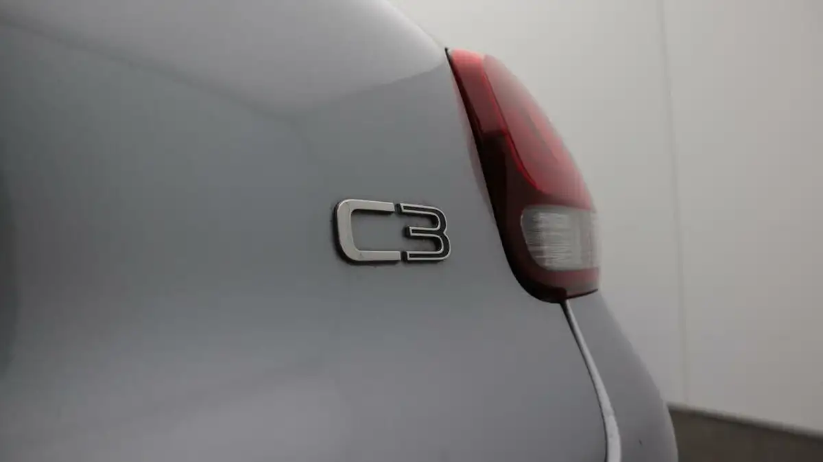 2021-citroen-c3-12-puretech-shine-plus-83ps-big-22