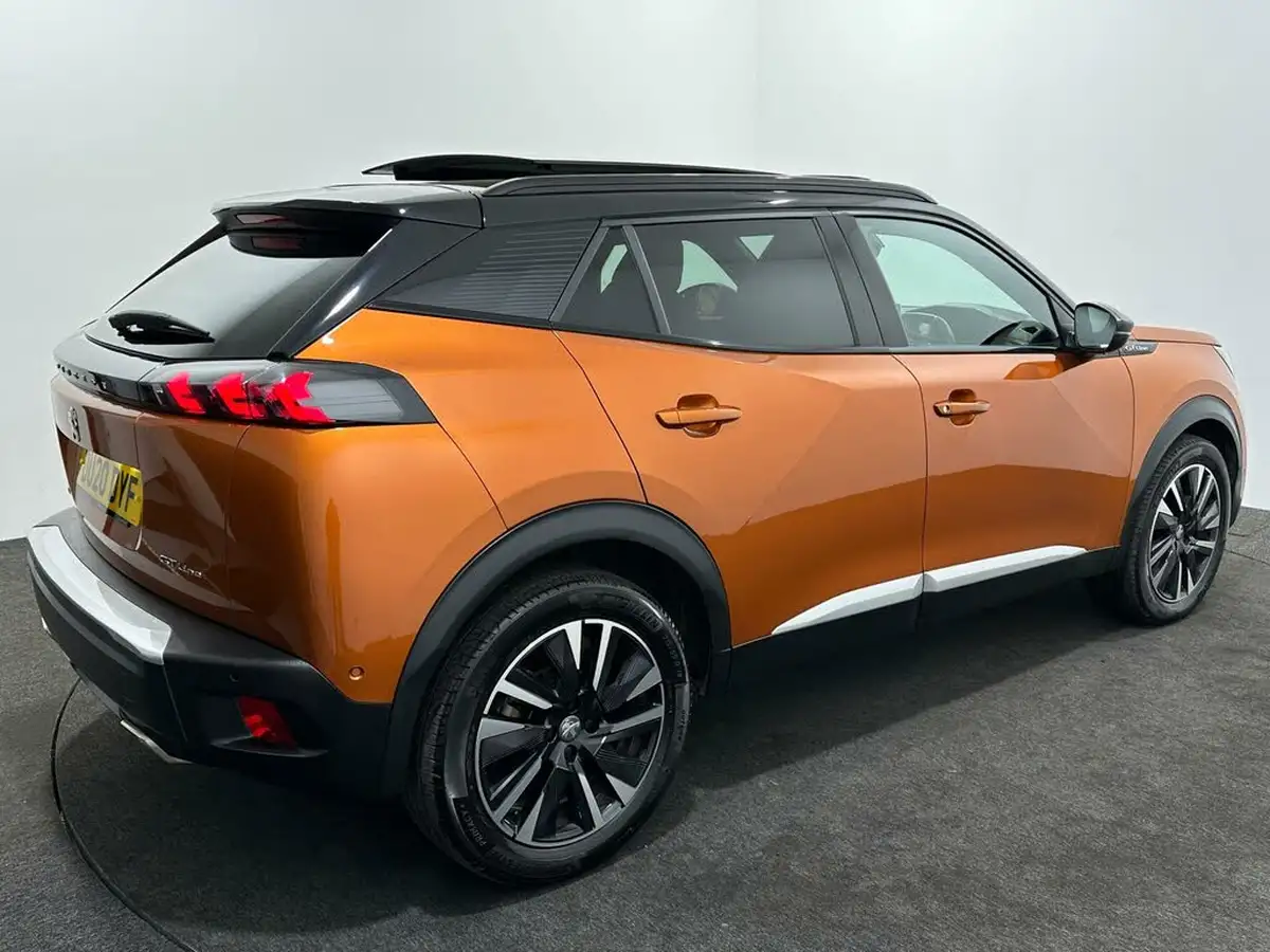 2020-peugeot-2008-suv-12-puretech-gt-line-big-52