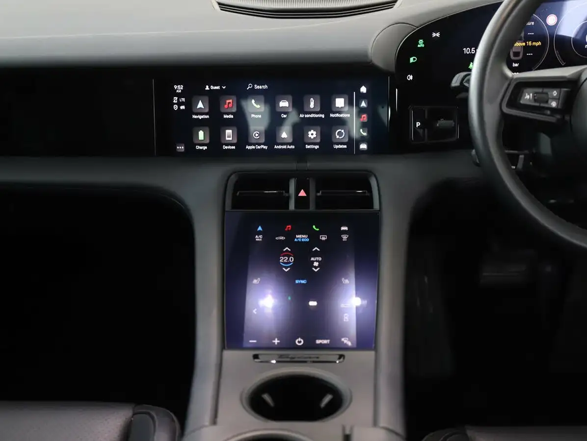 2021-porsche-taycan-e-4s-571ps-performance-battery-plus-big-38