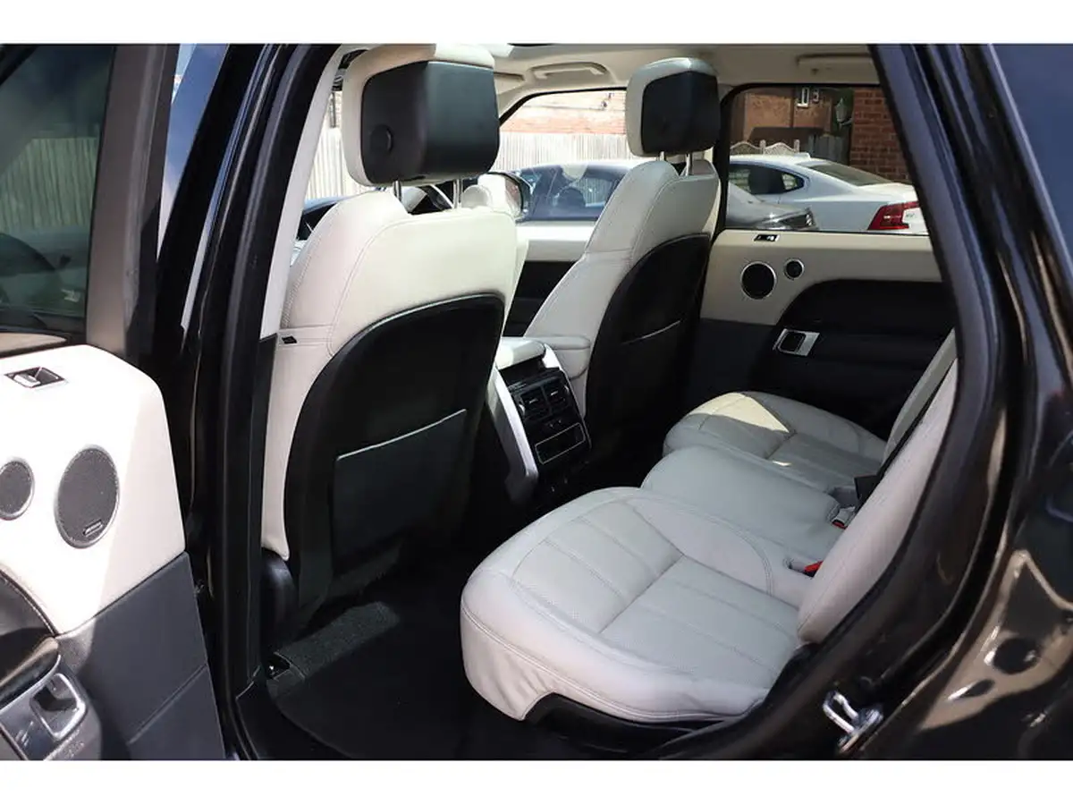 2018-land-rover-range-rover-sport-30-v6-hse-dynamic-big-26