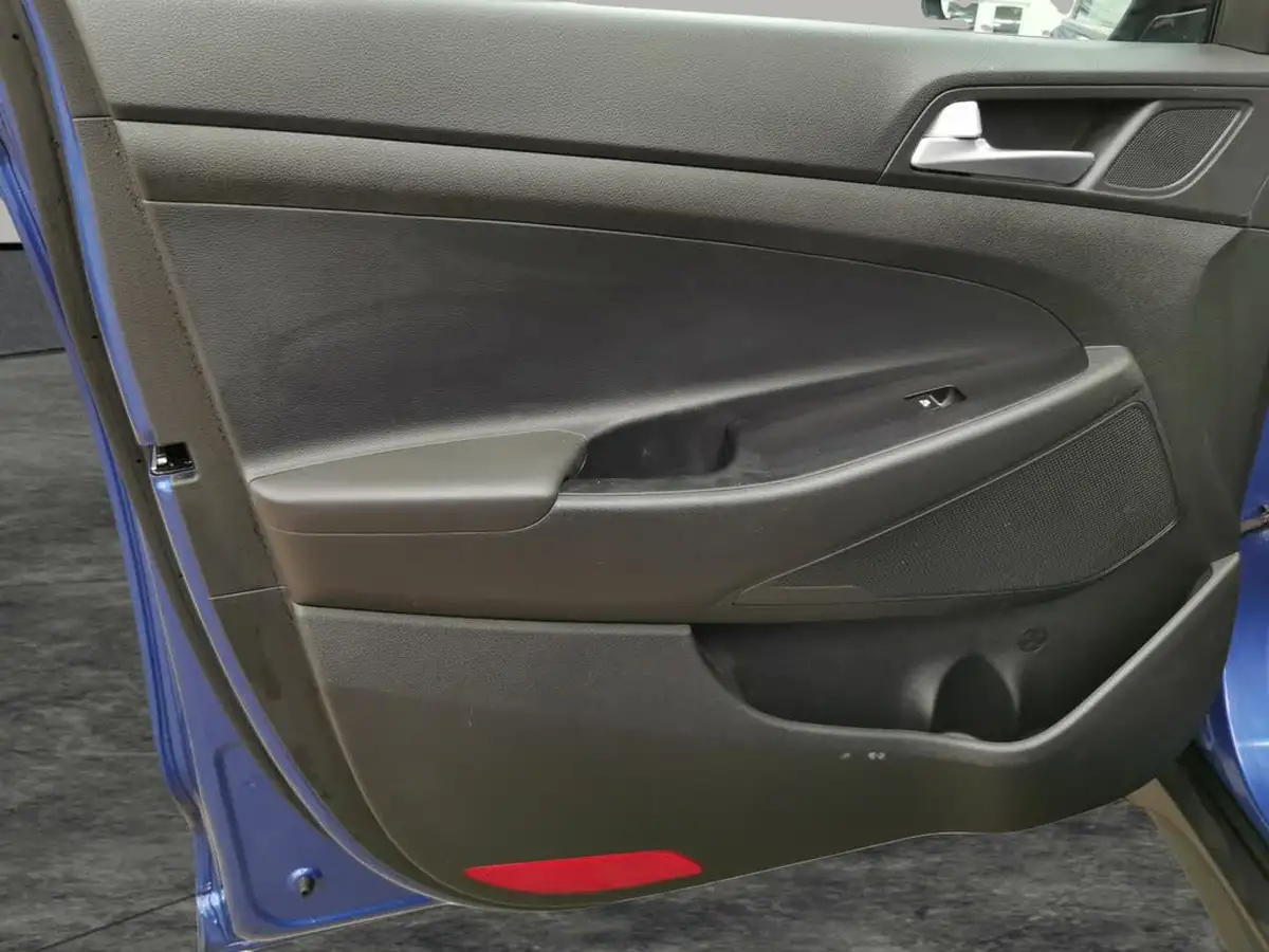 2020-hyundai-tucson-16crdi-se-nav-115ps-48-volt-hybrid-big-24