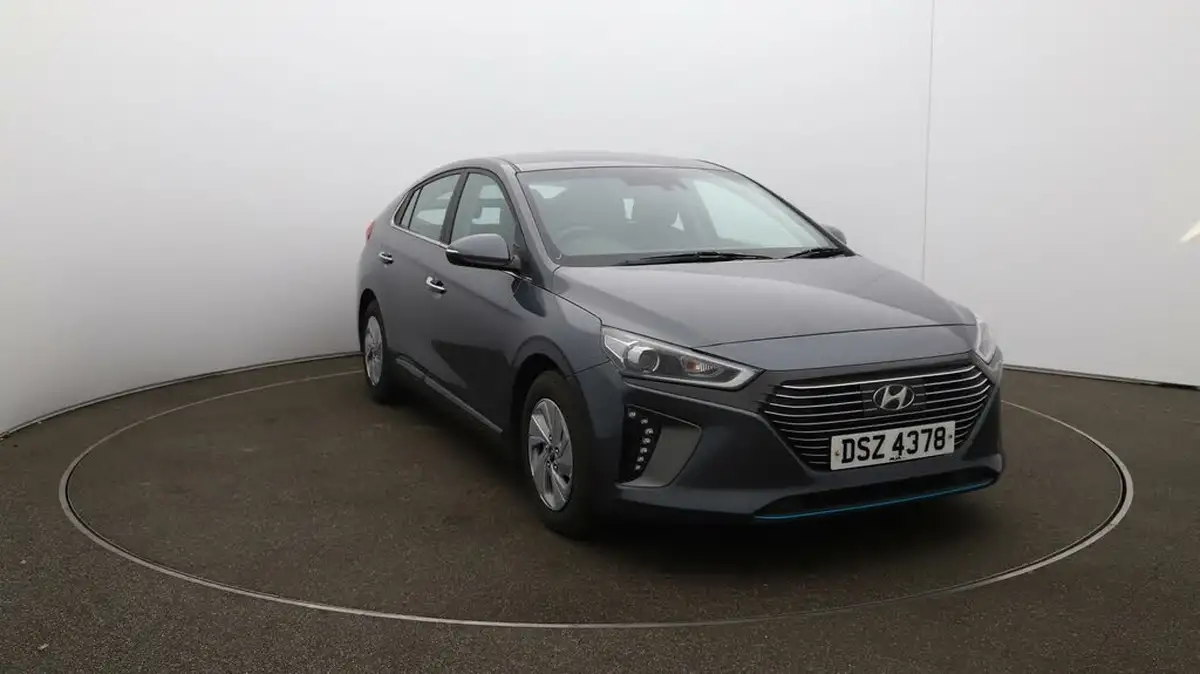 2019-hyundai-ioniq-16-gdi-premium-hybrid-big-34