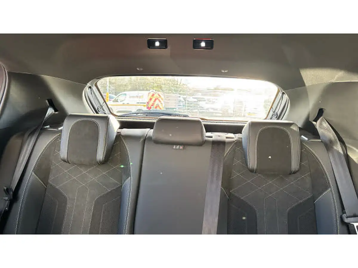 2022-peugeot-208-12-puretech-gt-premium-100bhp-big-14