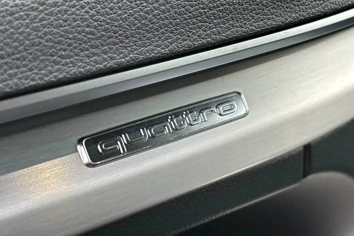 2023-audi-q5-20-50-tfsi-e-s-line-station-wagon-big-44