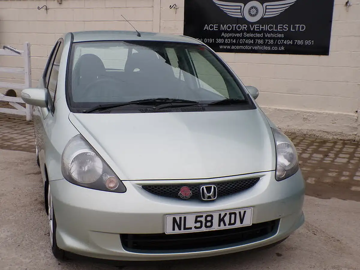 2008-honda-jazz-14-se-big-1