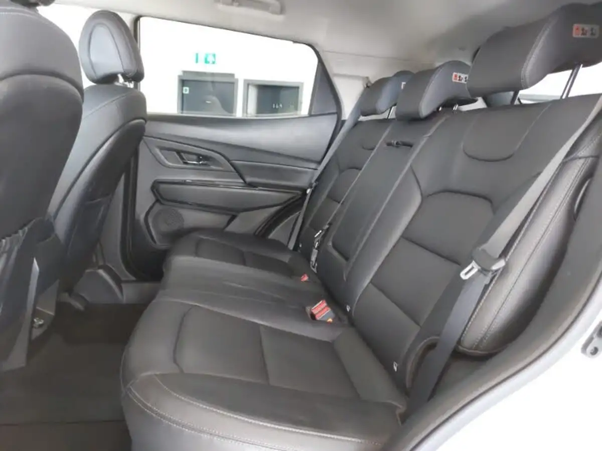 2020-kgm-ssangyong-korando-16td-ultimate-big-11