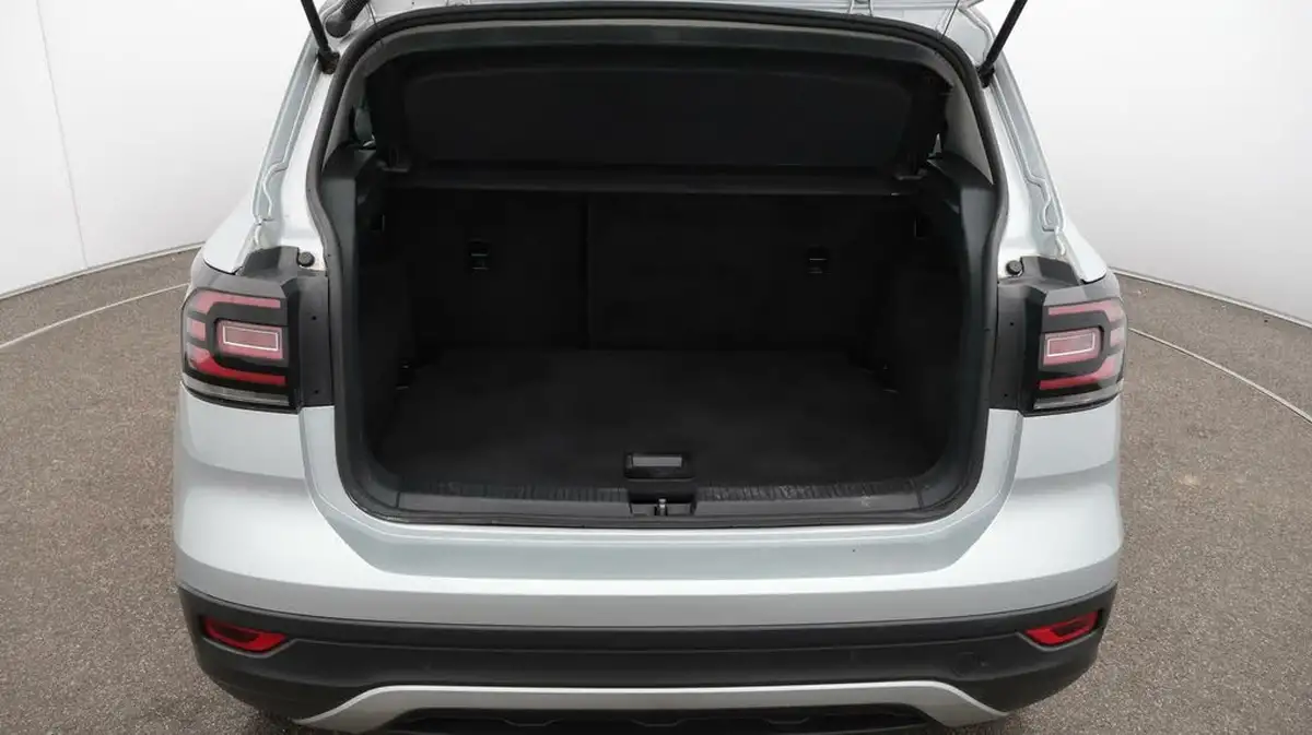 2021-volkswagen-t-cross-10-tsi-se-115ps-big-17