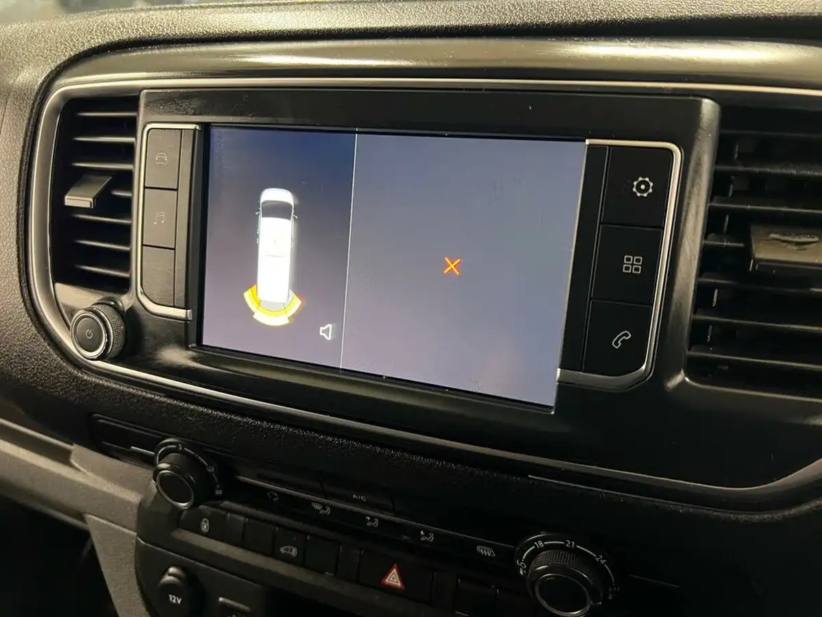 2019-vauxhall-vivaro-15td-2900-l2h1-dynamic-big-20