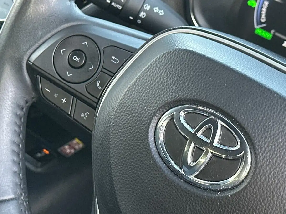 2023-toyota-corolla-18-vvt-i-design-138bhp-touring-sports-5d-big-17