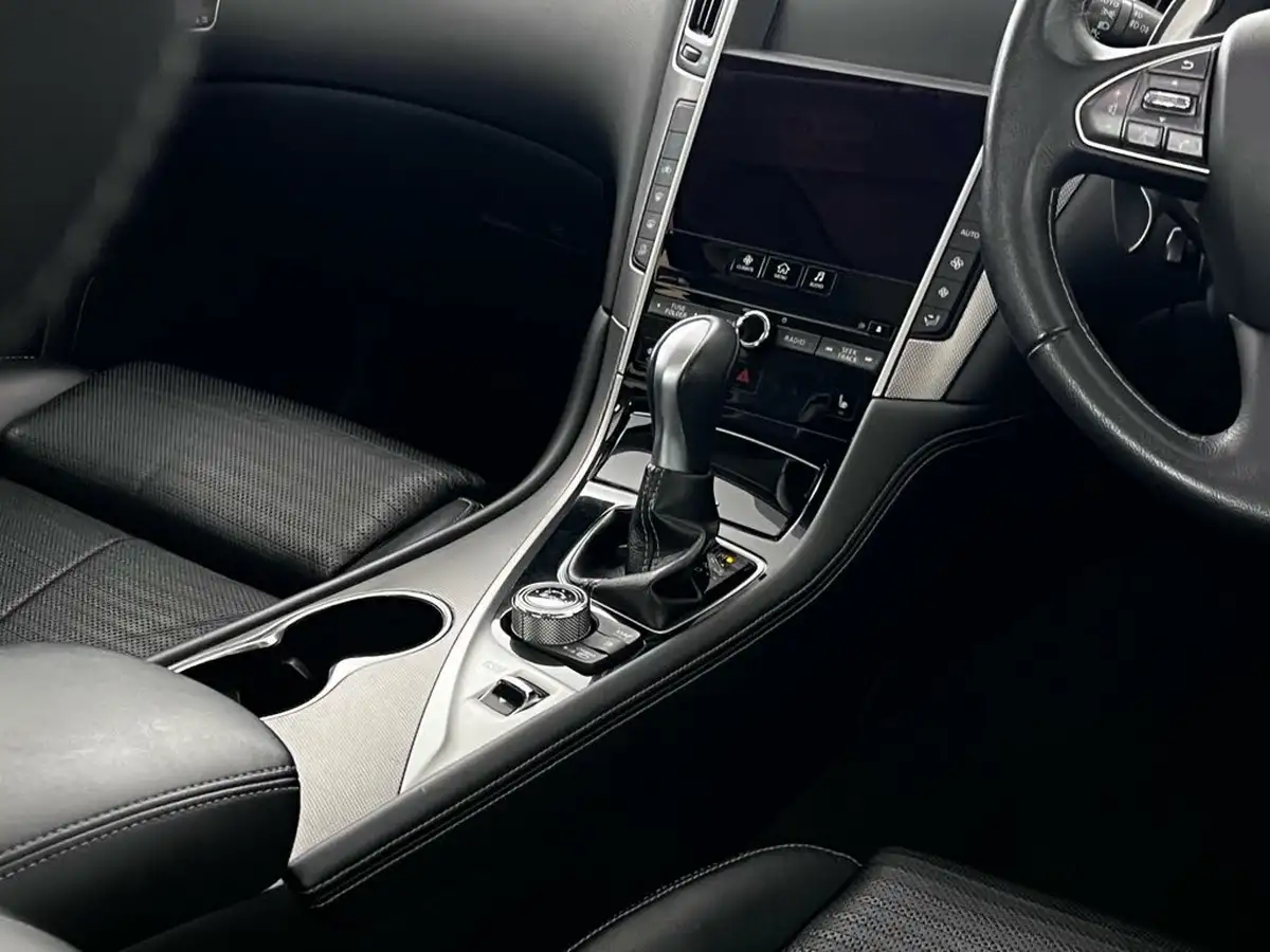 2015-infiniti-q50-22td-sport-168bhp-auto-big-51