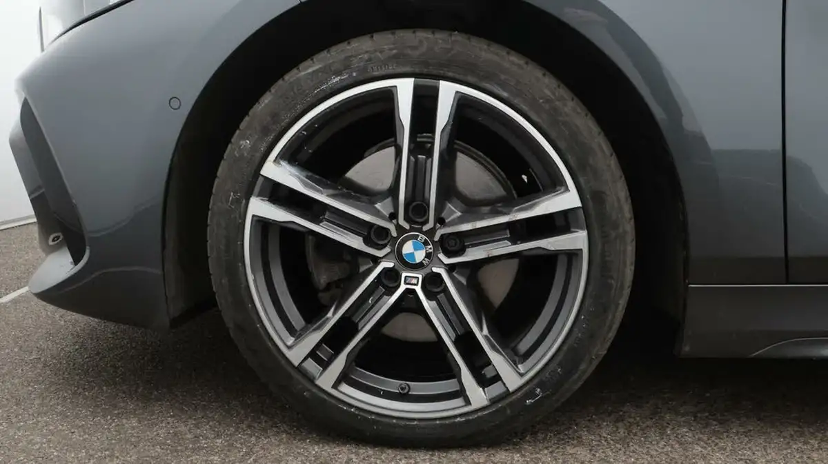 2021-bmw-1-series-15td-116d-m-sport-lcp-dct-big-18