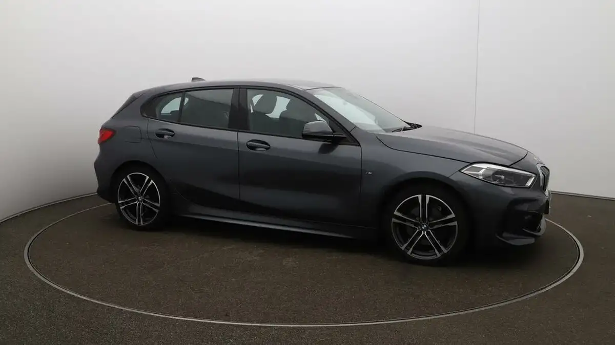 2021-bmw-1-series-15td-116d-m-sport-lcp-dct-big-39