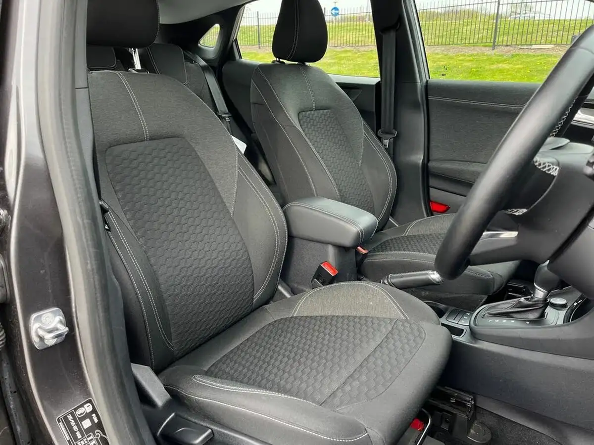 2022-ford-puma-suv-10-titanium-125ps-auto-big-45