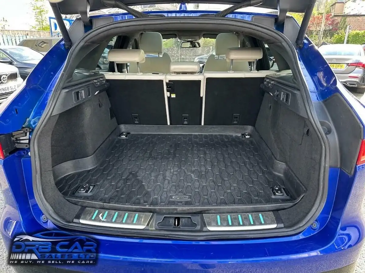 2016-jaguar-f-pace-30td-1st-edition-big-8