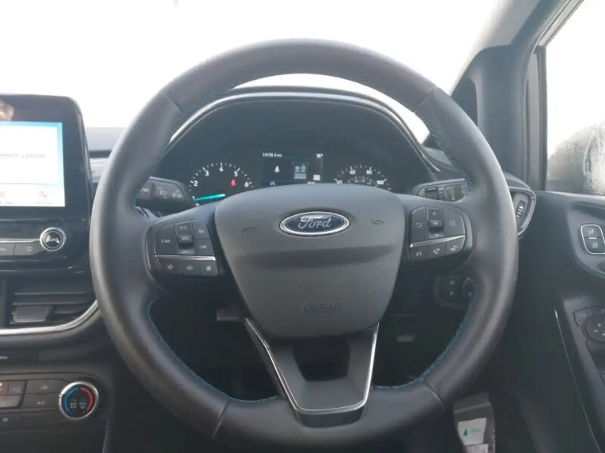 2023-ford-fiesta-10t-active-125ps-hybrid-mhev-big-6