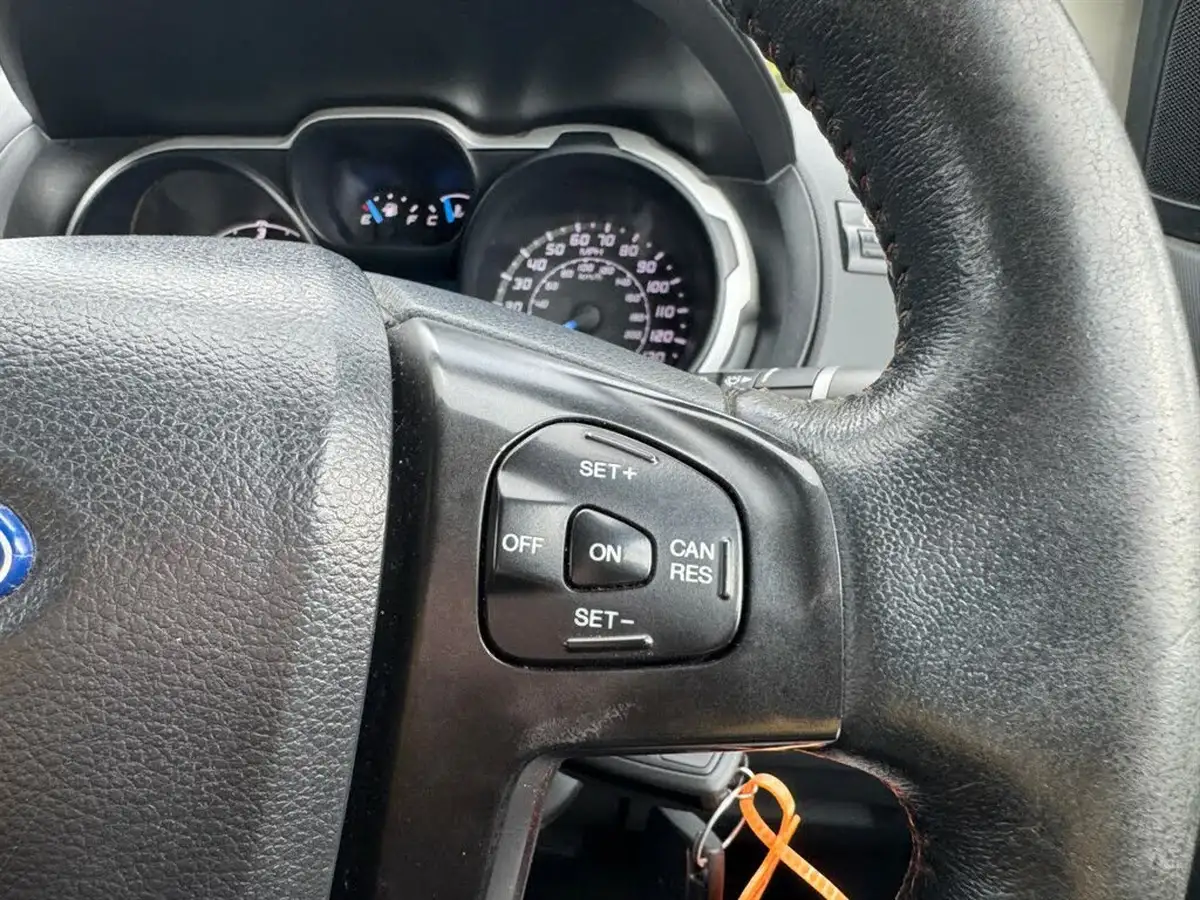 2013-ford-ranger-32td-wildtrak-double-cab-auto-big-13