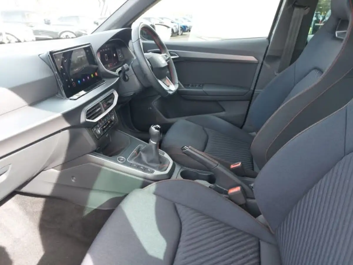 2024-seat-arona-10-tsi-fr-limited-edition-big-4