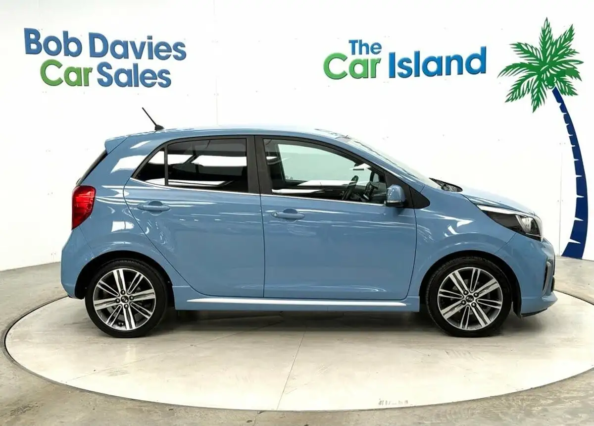 2018-kia-picanto-10-gt-line-big-9