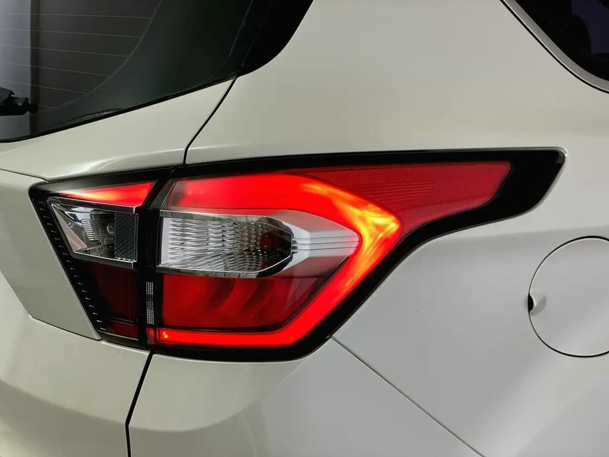 2017-ford-kuga-20tdci-titanium-x-180ps-awd-ss-powershift-big-37