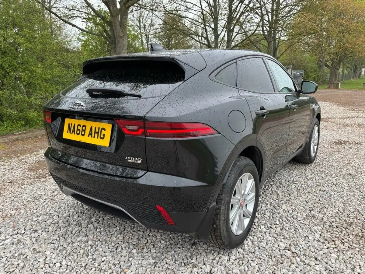 2018-jaguar-e-pace-20-i4d-s-awd-auto-big-2