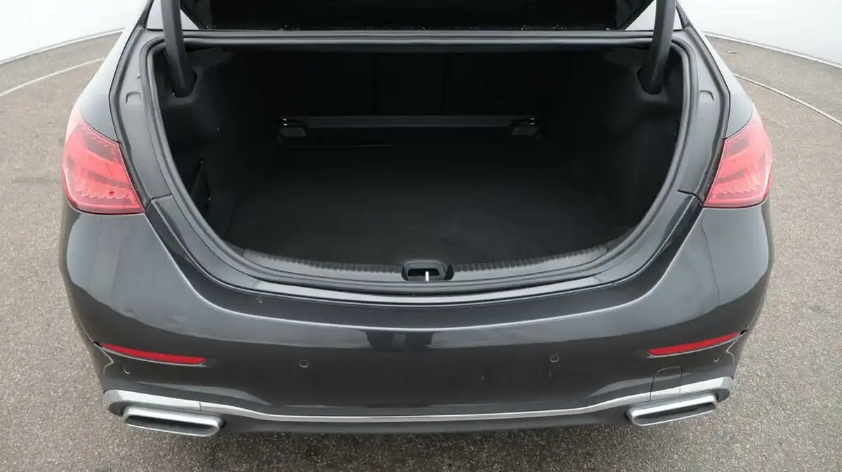 2022-mercedes-benz-c-class-15-c200-amg-line-premium-saloon-4d-big-17