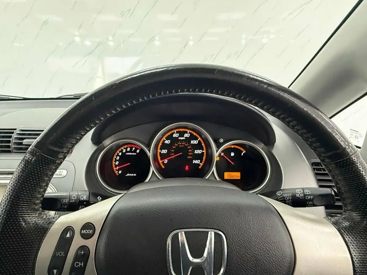 2007-honda-jazz-14-sport-big-15