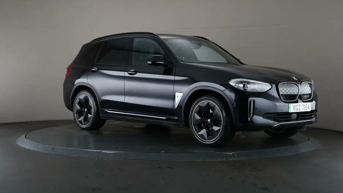 2021-bmw-ix3-e-premier-edition-big-47