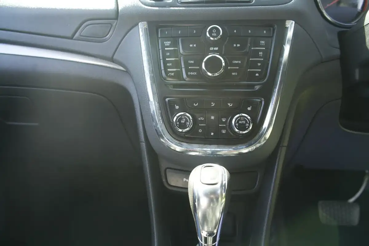 2016-vauxhall-mokka-14i-16v-turbo-se-auto-big-36