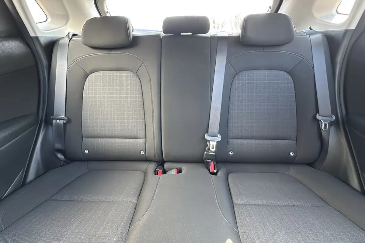 2021-hyundai-kona-16-gdi-se-connect-big-36