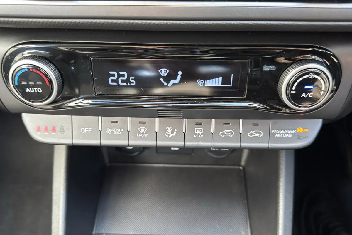 2021-hyundai-kona-16-gdi-se-connect-big-14