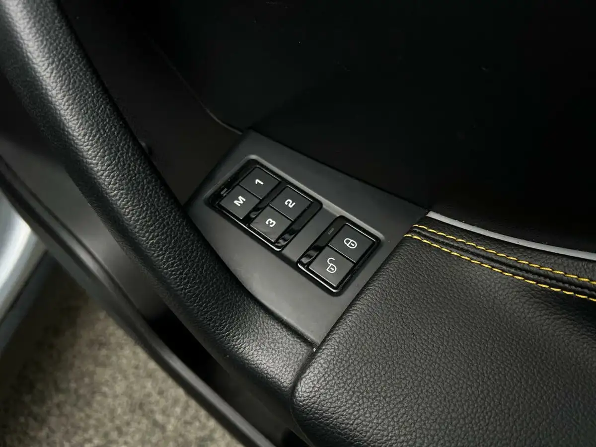 2019-jaguar-f-pace-20i-300-sport-big-56